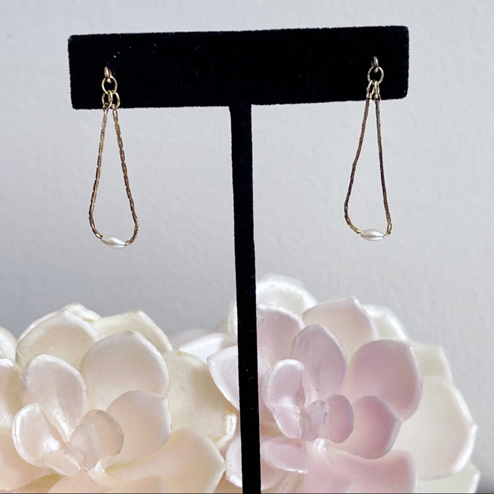 Vintage Napier Gold Tone Faux Pearl Dangle Earring